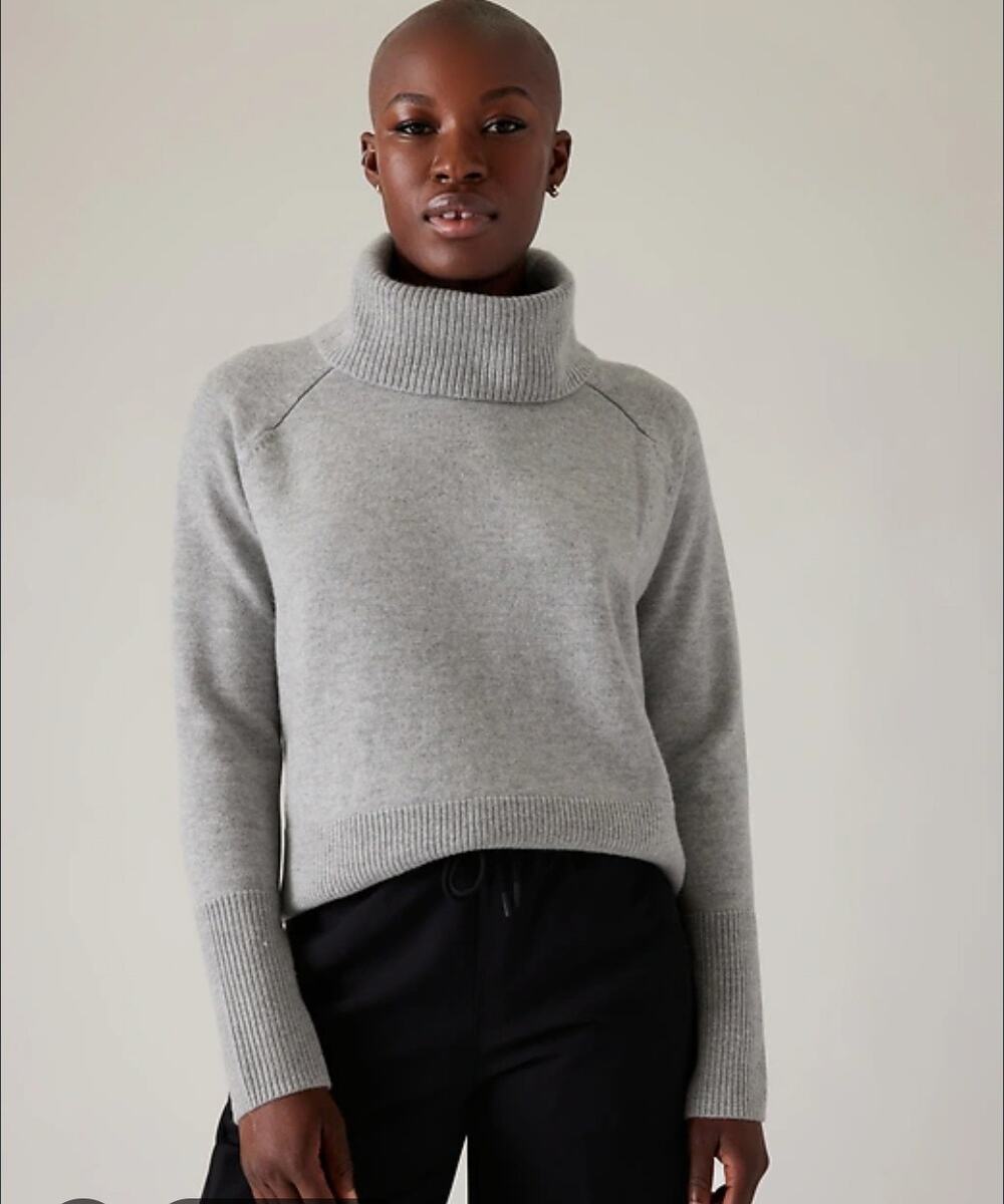Athleta Alpine Turtleneck Sweater Wool Cashmere Blend Size Small Gray Light Blue